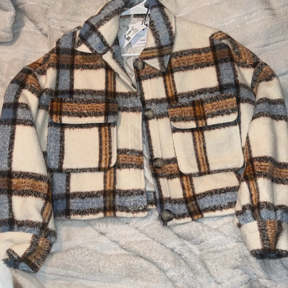 Jacket - Picture 2 of 4